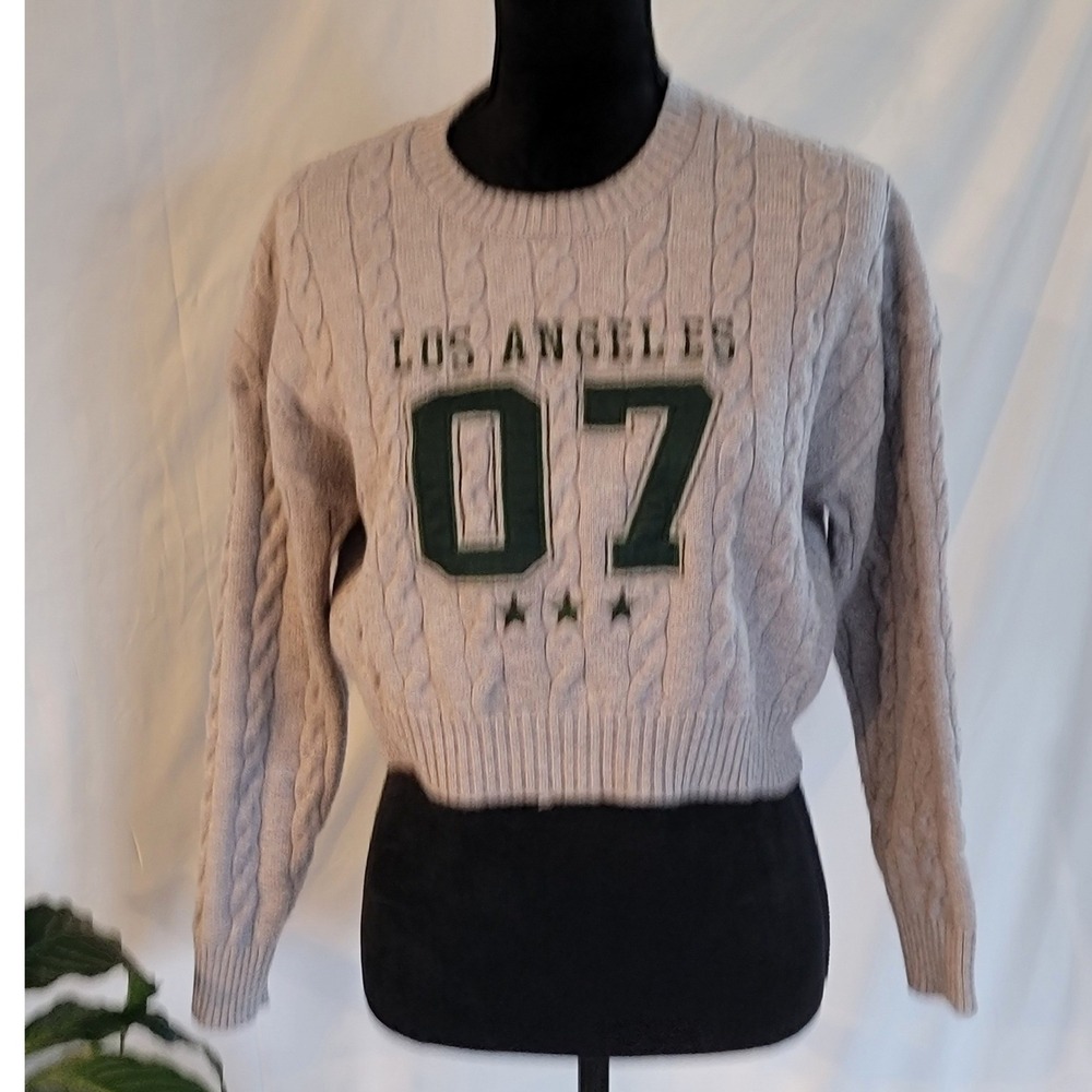 Faded Rose Los Angeles 07 Grey Cable Knitβ Cropped Varsity Sweater XS